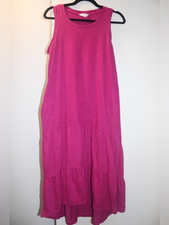 Time and Tru Dresses & Skirts - Time and Tru Fuchsia Pink Sleeveless Tiered Knit Tank Dress Small 4-6